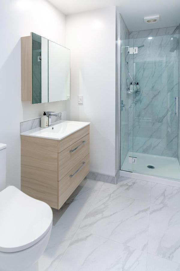 Ferienwohnung Modern City Living By Latimer Square, Cathedral Christchurch Exterior foto