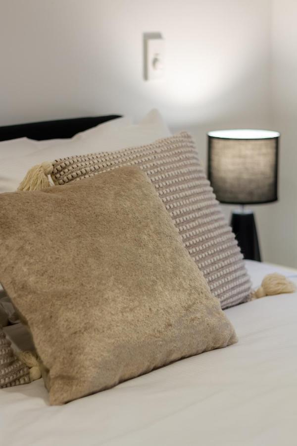Ferienwohnung Modern City Living By Latimer Square, Cathedral Christchurch Exterior foto
